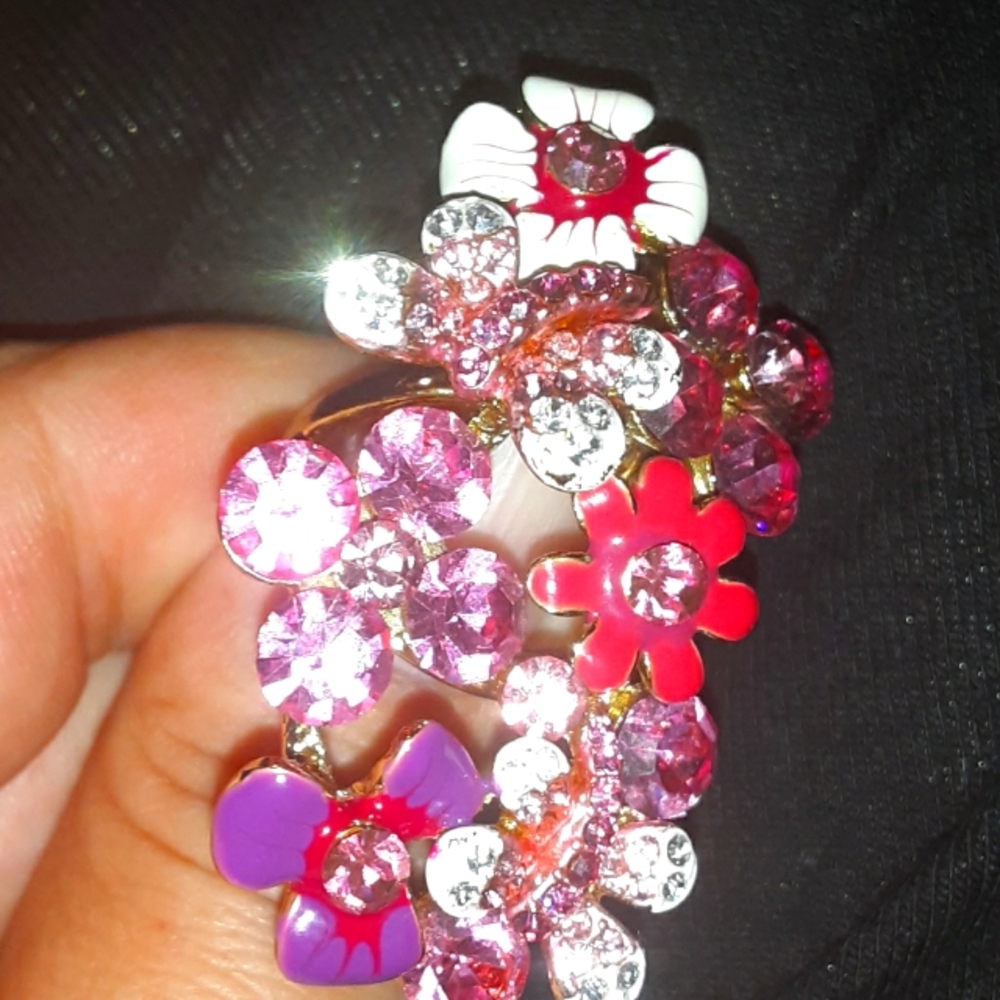 Beautiful ring flowers and butterflies